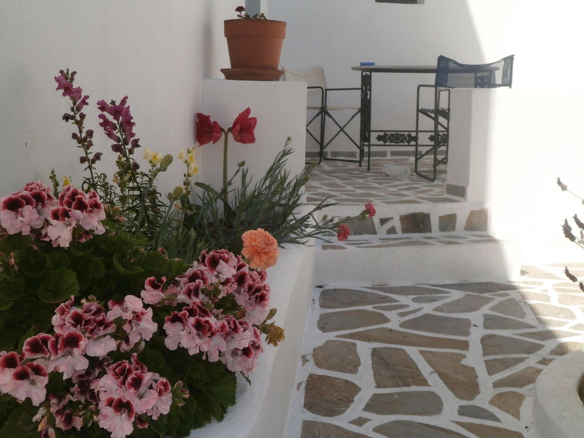 Villa Ostria Kamári Dış mekan fotoğraf